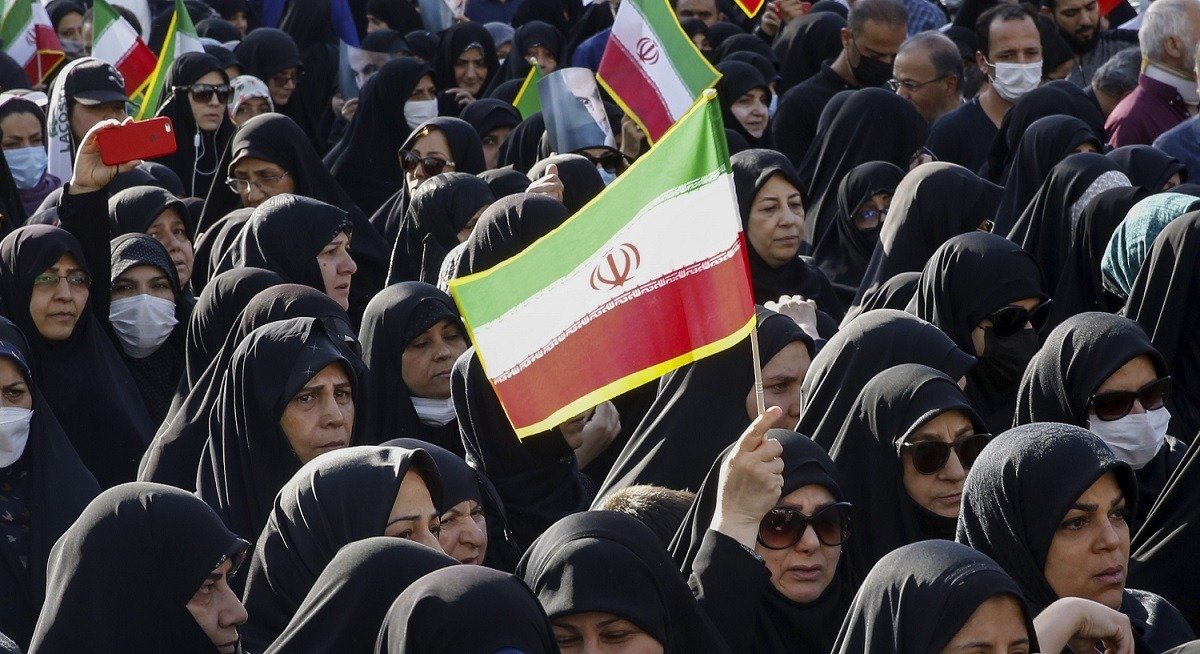 [ad_1] Creșterea numărului de execuții în Iran Grupul Iran Human Rights (IHR) cu sediul în Norvegia a anunțat că a verificat peste 1.500 de execuții la moarte până la începutul lunii decembrie, iar de atunci au avut loc multe altele