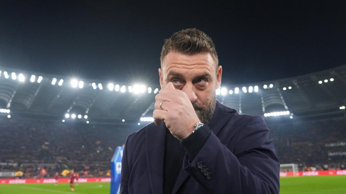 De Rossi, emoții la Olimpico: stadioanele răsună de aplauze și mesaje!