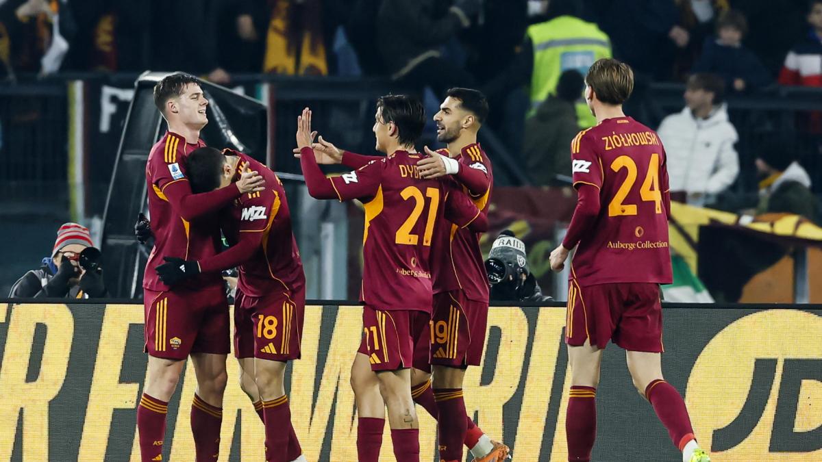 Roma triumfă în fața lui De Rossi: 3-1 în meciul emoțiilor Roma a învins-o pe Genoa cu 3-1 într-o partidă marcată de sentiment și intensitate, încheind astfel anul 2025 cu o victorie ce o propulsează pe locul patru în clasament