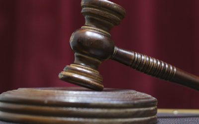 Profesor de drept despre suspendarea ședinței CCR: „Neprezentarea în deliberare, echivalentă cu autodemisia. Cei patru nu mai pot vota”