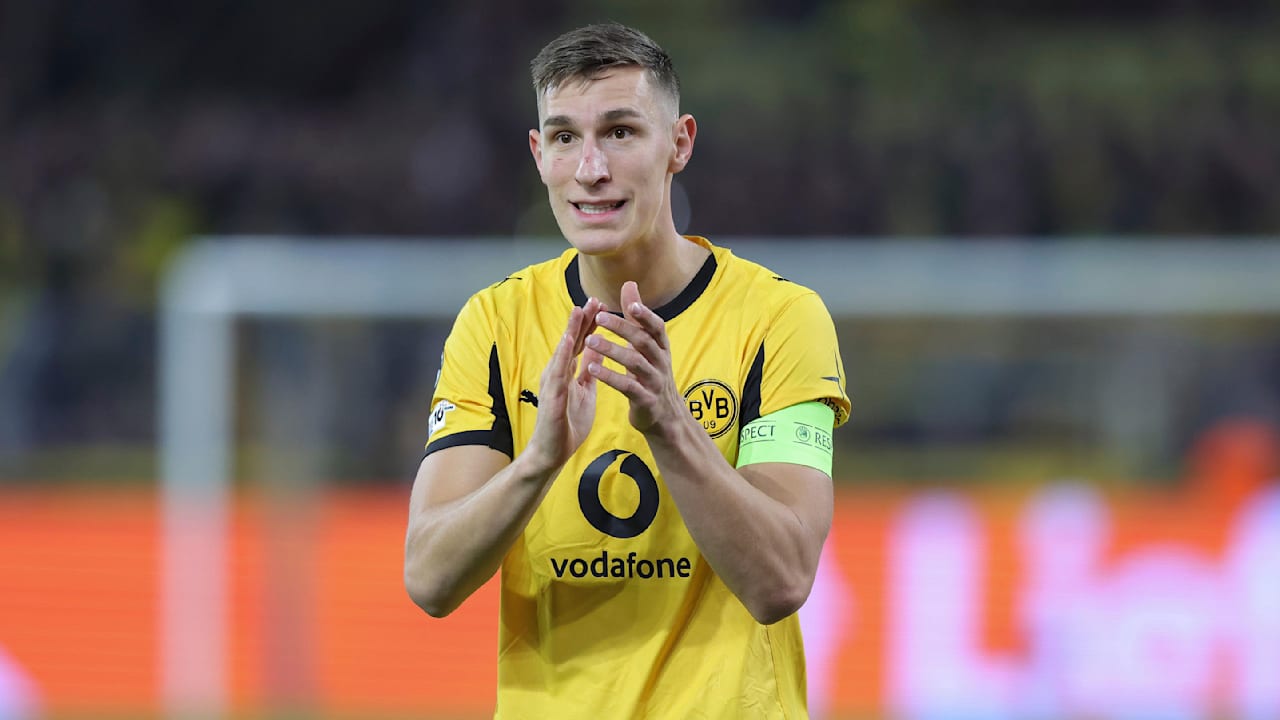 Nico Schlotterbeck, în centrul atenției europene: Decizia care îi va marca cariera Nico Schlotterbeck, fundașul în vârstă de 26 de ani al echipei Borussia Dortmund, se află într-un moment crucial al carierei sale