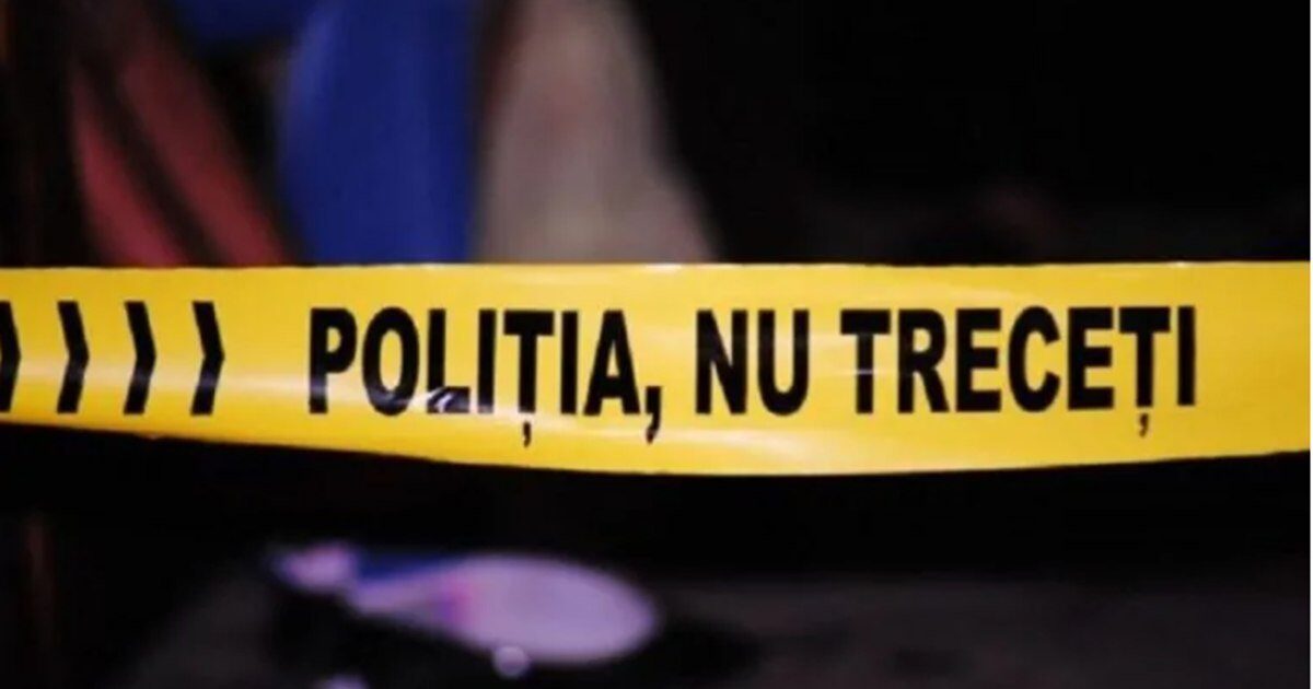 Bărbat de 51 de ani găsit mort în urma unei posibile intoxicații cu monoxid de carbon Un bărbat în vârstă de 51 de ani a fost găsit mort într-o cameră tehnică a unui complex din localitate, după ce se suspectează că ar fi suferit o intoxicație cu monoxid de carbon