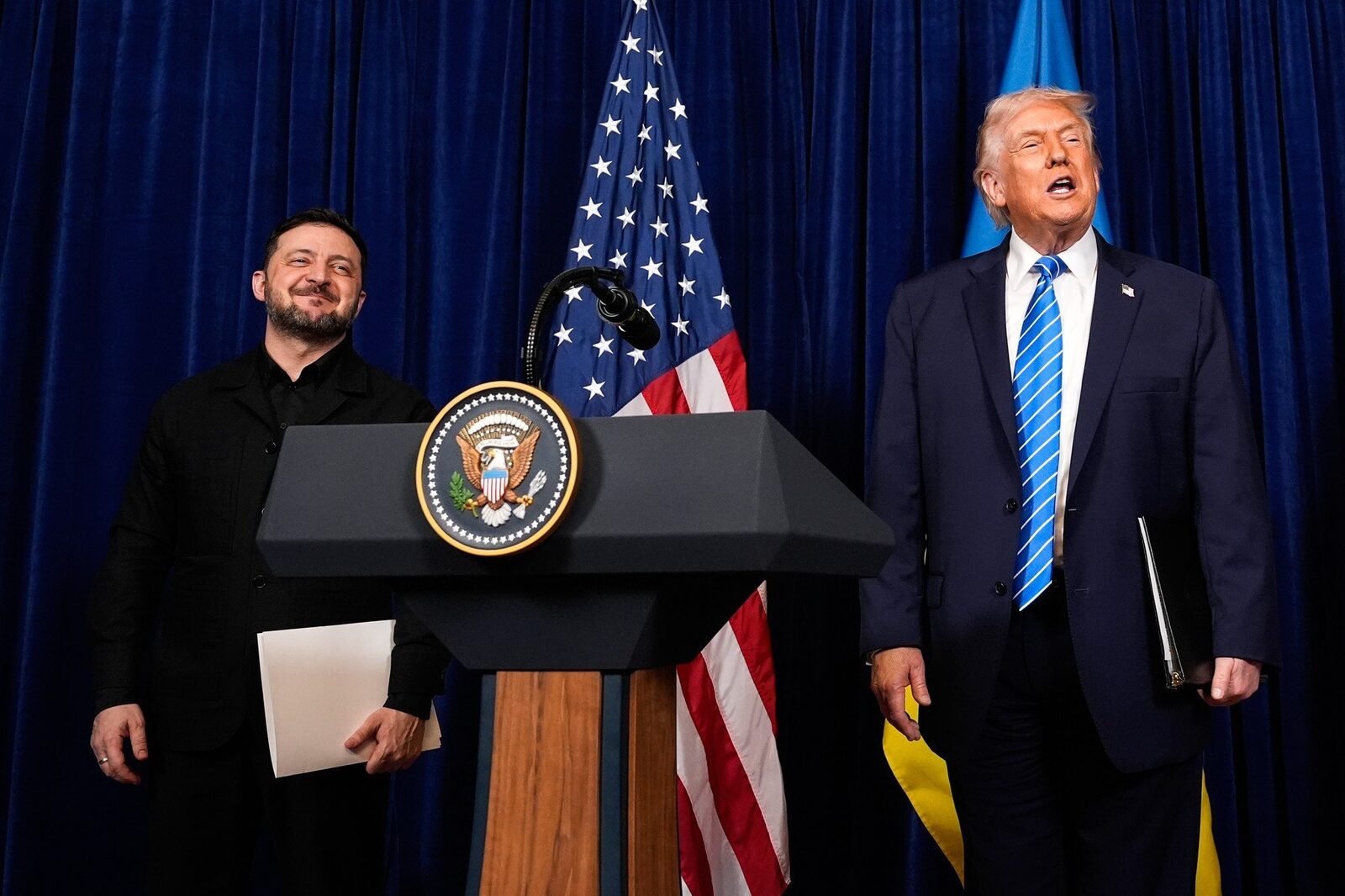 Zelenski și Trump discută despre pacea în Ucraina la Mar-A-Lago Președintele ucrainean Volodimir Zelenski și fostul lider american Donald Trump au purtat o discuție de aproape trei ore duminica trecută, la reședința acestuia din Florida, Mar-A-Lago, cu scopul de a avansa negocierile pentru un acord de pace între Ucraina și Rusia