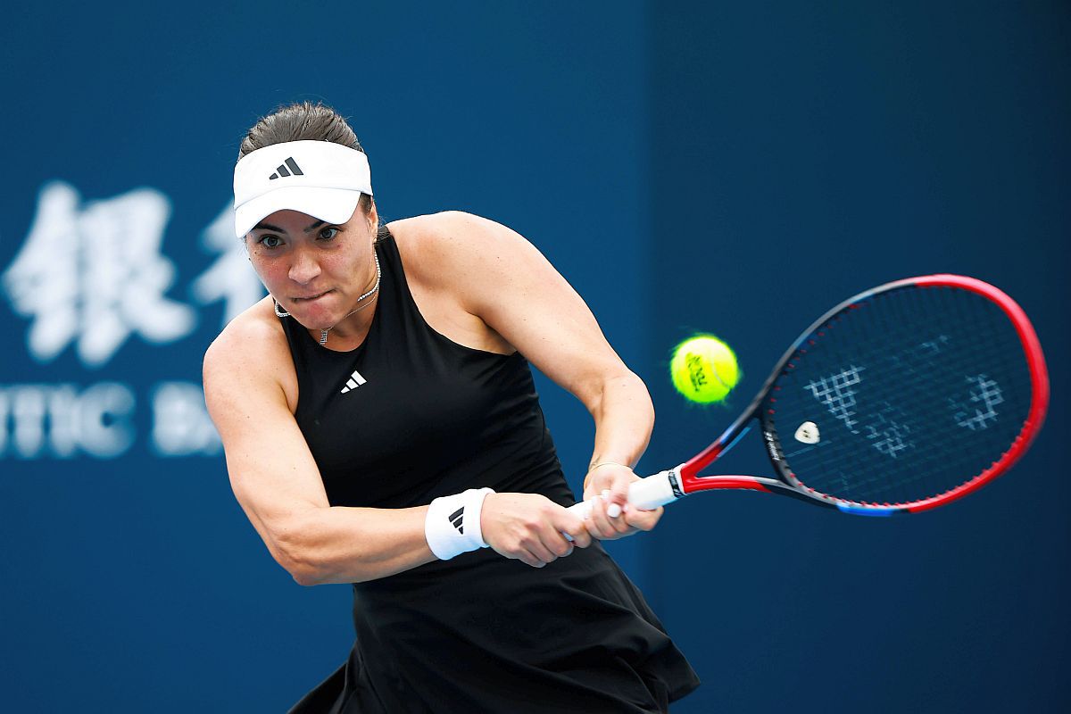 Gabriela Ruse, eliminată în primul tur la Adelaide: prestație sub așteptări Gabriela Ruse a fost eliminată în primul tur al turneului WTA500 de la Adelaide, după o înfrângere clară, 0-6, 3-6, în fața rusoaicei Anna Kalinskaya, poziționată pe locul 33 WTA