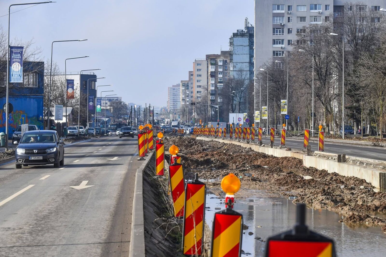 Primăria Capitalei anunță avansări semnificative în proiectul de modernizare a Prelungirii Ghencea, un proiect-cheie pentru redeseînarea infrastructurii din sectorul 6, cu impact direct asupra traficului, transportului public și calității vieții locuitorilor