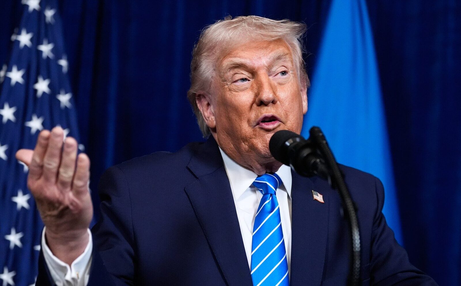 Președintele Statelor Unite, Donald Trump, a anunțat recent că se fac aranjamente pentru o vizită a președintelui Columbiei, Gustavo Petro, la Casa Albă, după o convorbire telefonică între cei doi lideri