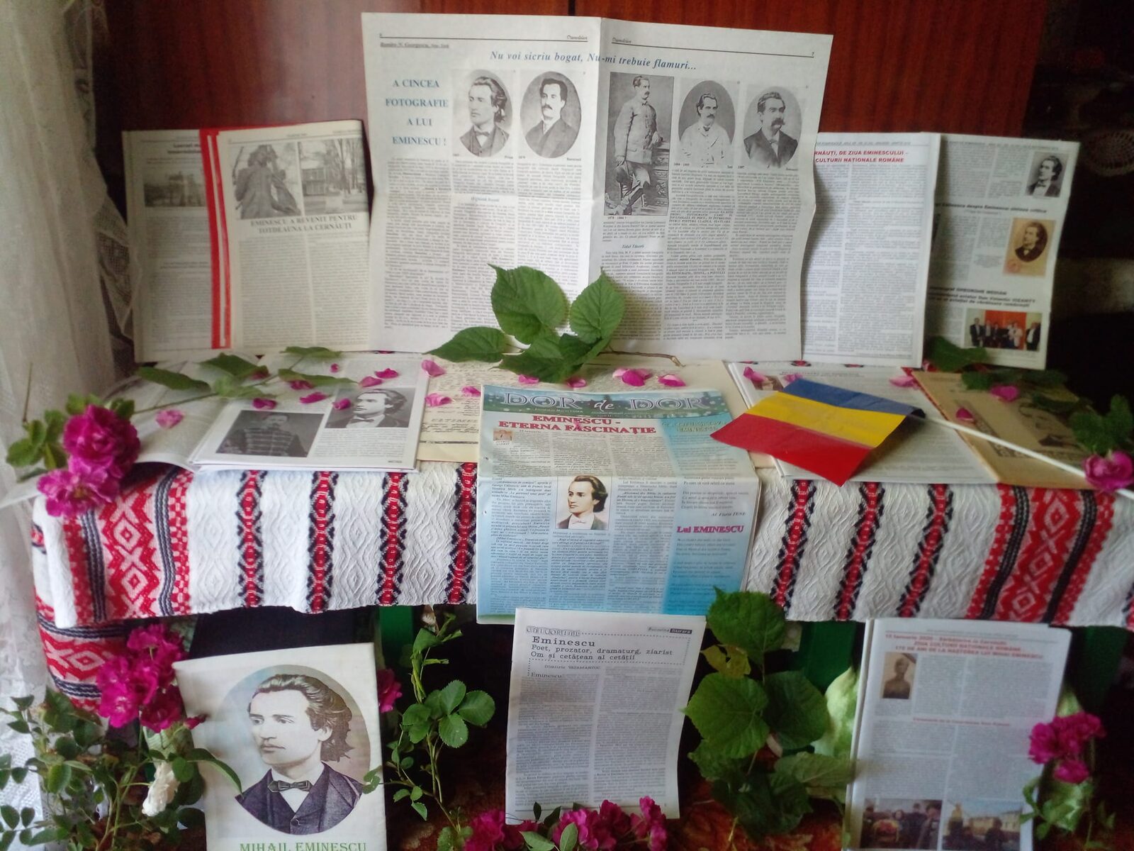 Un omagiu adus geniului literar românesc al marii poezii