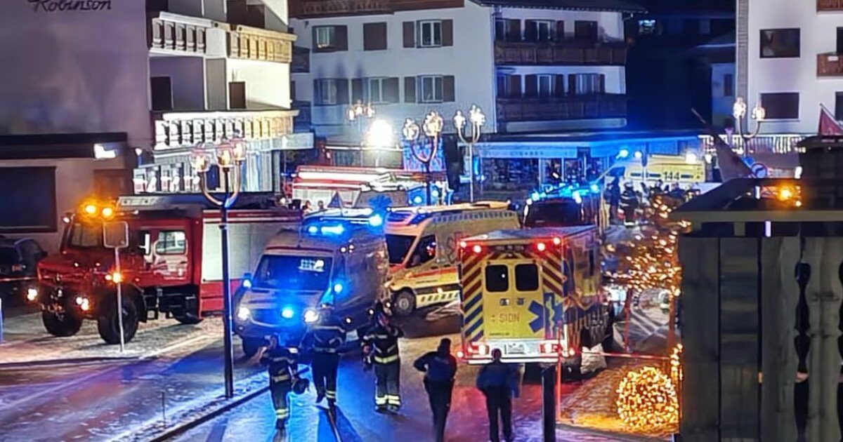 Explozie în noaptea de Anul Nou într-o stațiune din Elveția. Zeci de persoane presupuse moarte, peste 100 sunt rănite. Reacția MAE