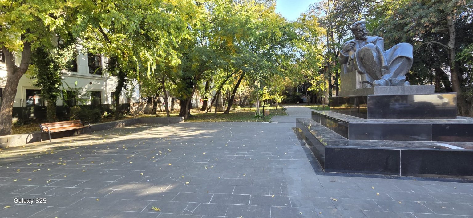 12 milioane lei pentru reabilitarea zidului și acces pietonal către Piața Amzei