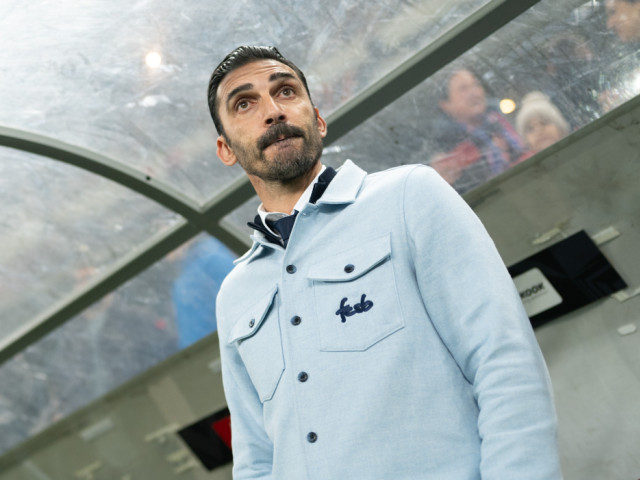 Jmhhc2g9N2M1OTM4OWE4MzM1OTE2NTMxZDg0NDZjNzMwN2ZlMTM.thumb_.jpg - StirileCorecte