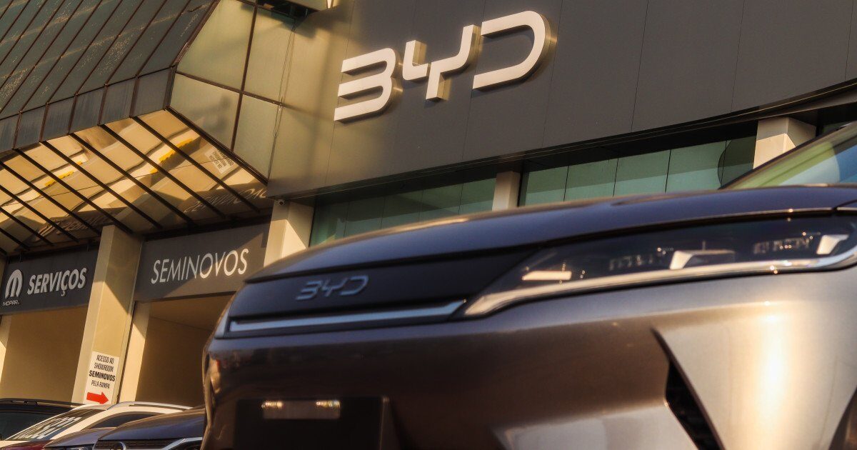 BYD, lider mondial în vânzările de vehicule electrice Producătorul chinez de automobile electrice BYD a înregistrat vânzări record în anul 2025, depășind Tesla pentru prima dată în istoria recentă