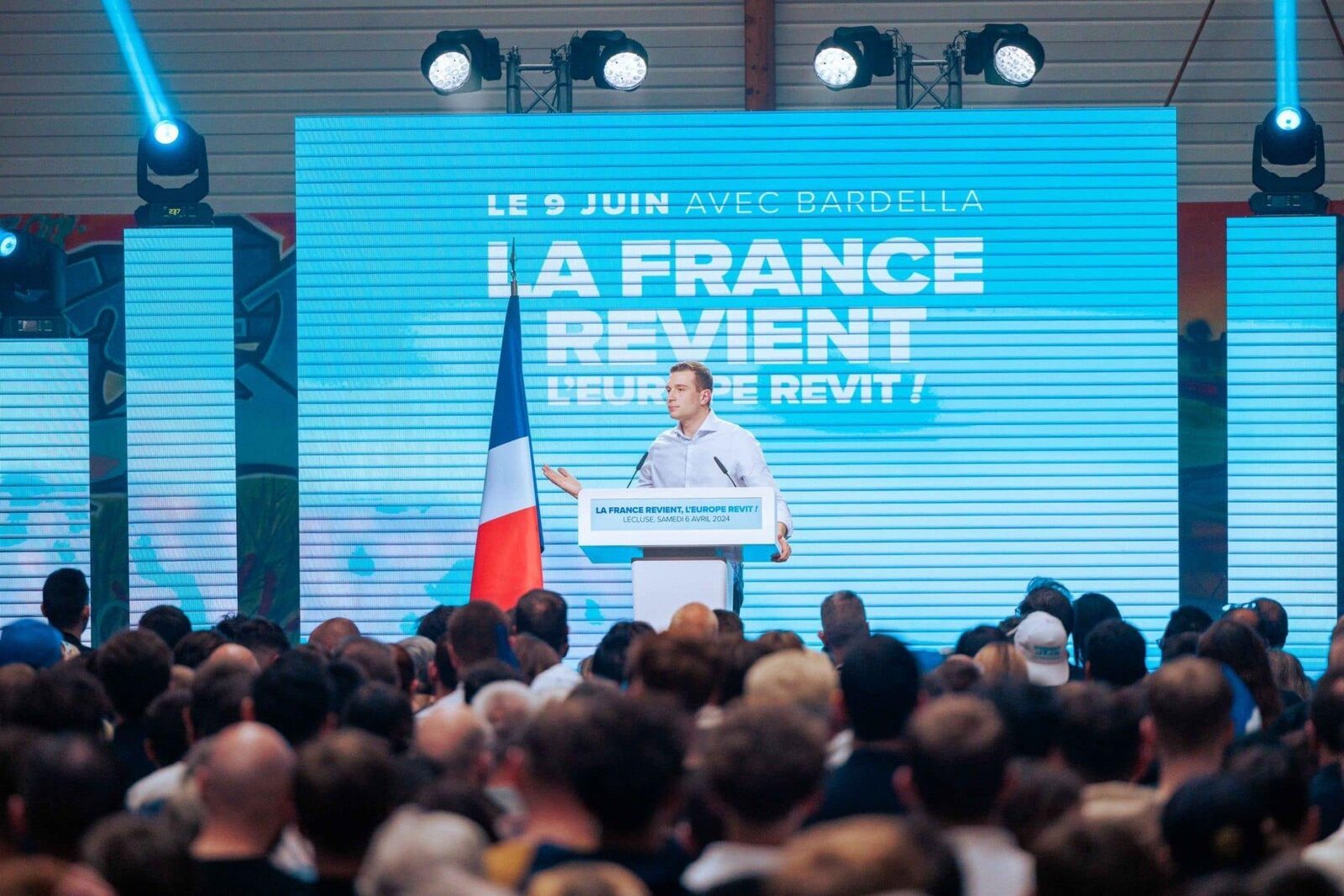 Liderul extremei drepte din Franța, Jordan Bardella, cere o reacție fermă a UE la declarațiile lui Biden.