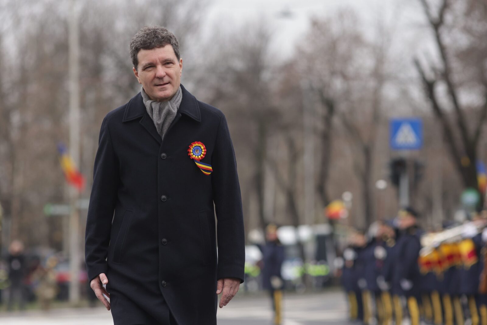 Aeronava președintelui, blocată la Paris din cauza ceții