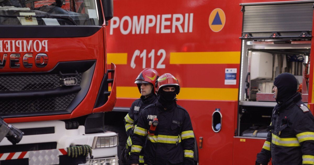 Tragedie la Brașov: Un adolescent de 16 ani a murit într-un incendiu devastator Un adolescent în vârstă de 16 ani a fost găsit decedat luni dimineață într-o locuință cuprinsă de flăcări în localitatea Satul Nou, județul Brașov