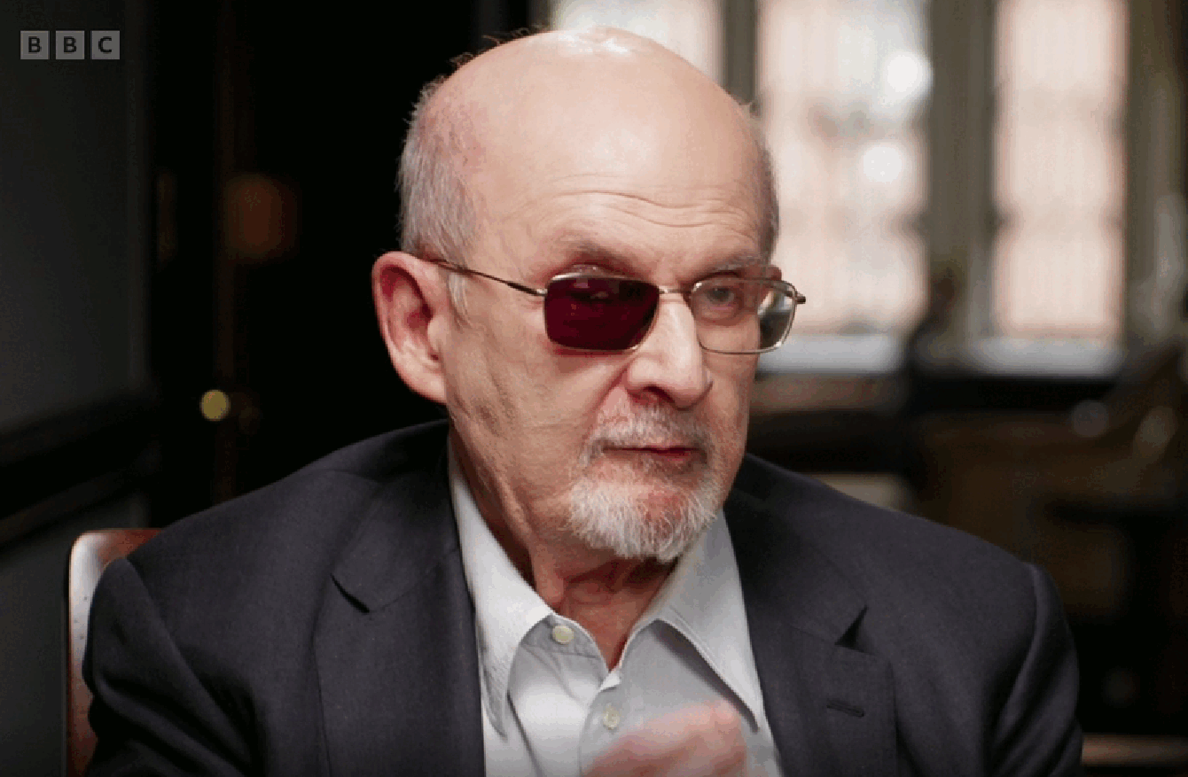 Rushdie: „Toată lumea e în pericol” în SUA