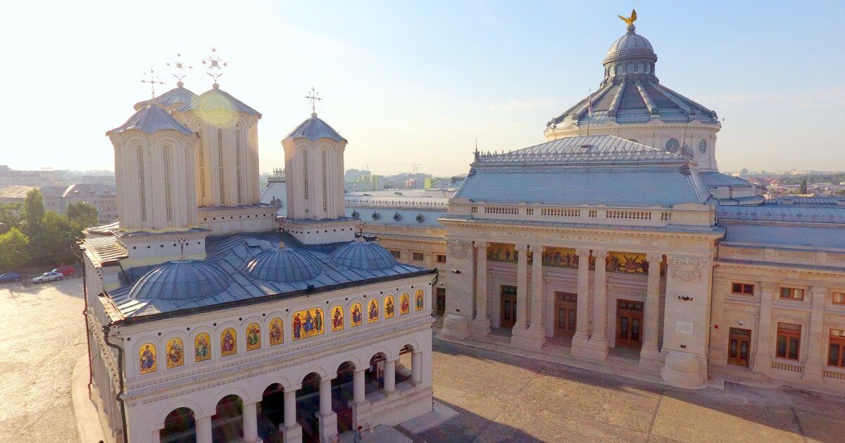 Patriarhia Română se opune legalizării prostituției Patriarhia Română a exprimat o fermă dezaprobată față de inițiativa de legalizare a prostituției, argumentând că această practică reprezintă o formă gravă de exploatare a trupului omenesc