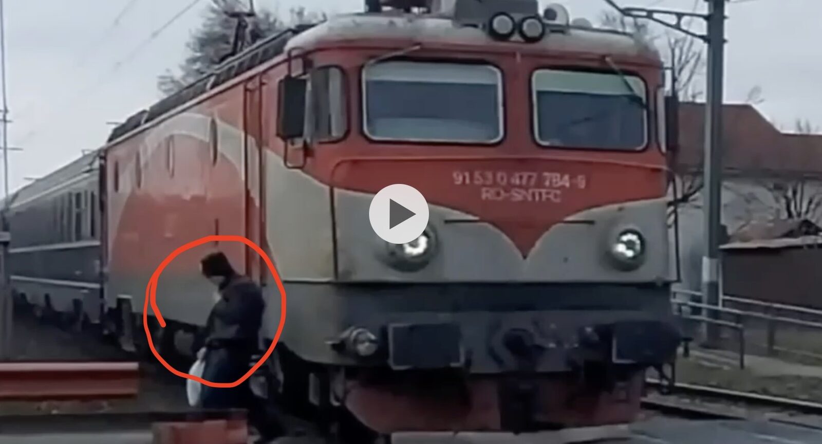Accidente la trecerile la nivel: vinovate oamenii