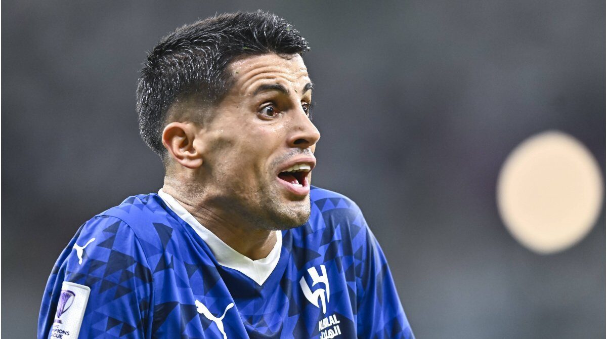 João Cancelo pe cale de întoarcere la Barcelona, după un împrumut la Al-Hilal João Cancelo, fundașul portughez, se află pe punctul de a face o întoarcere spectaculoasă în fotbalul european, negociind o revenire la FC Barcelona