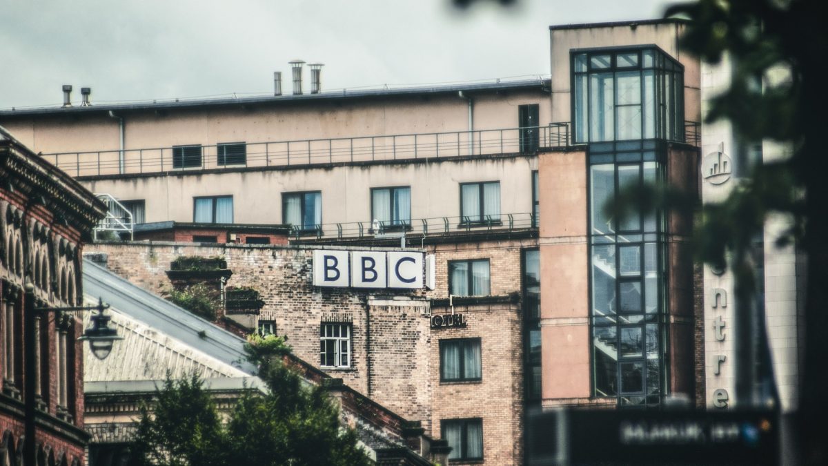 BBC plătește despăgubiri familiei israeliene pentru filmare fără permisiune.