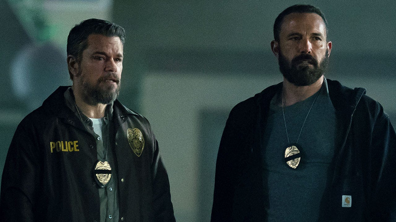„The Rip”, un thriller captivant, dar cu slăbiciuni evidente pe Netflix Filmul „The Rip” debutează pe Netflix pe 16 ianuarie și promite o experiență intrigantă, dar eșuează în a-și îndeplini pe deplin potențialul