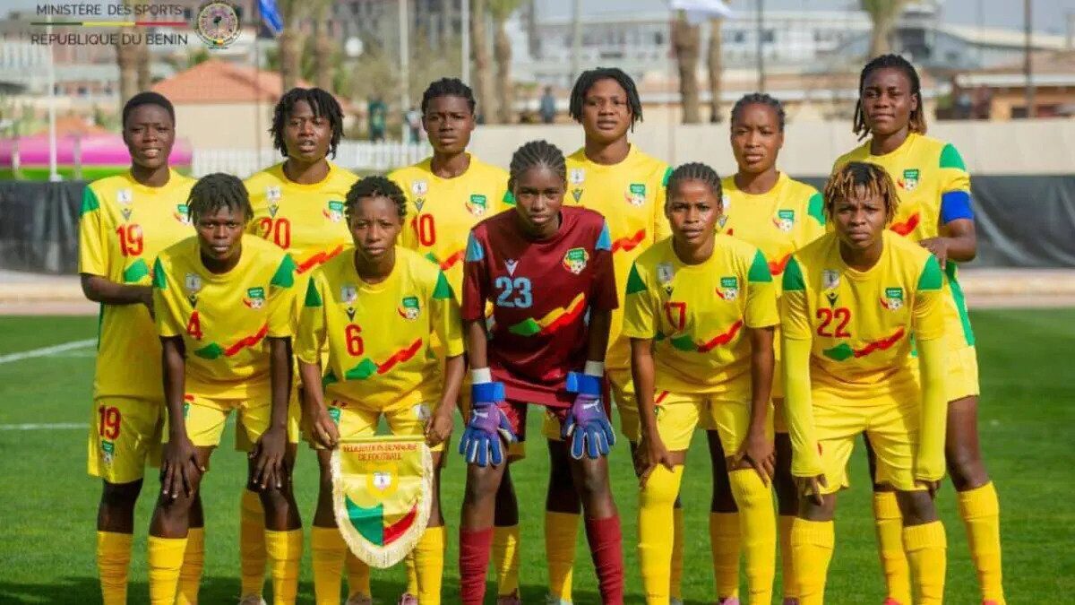 Un pas spre gloria mondială: Amazoanele din Benin înving Egiptul în calificările pentru Cupa Mondială U20 Amazoanele din Benin au realizat un rezultat impresionant, învingând selecționata Egiptului cu 1-0, în cadrul calificărilor pentru Cupa Mondială U20 la fotbal feminin
