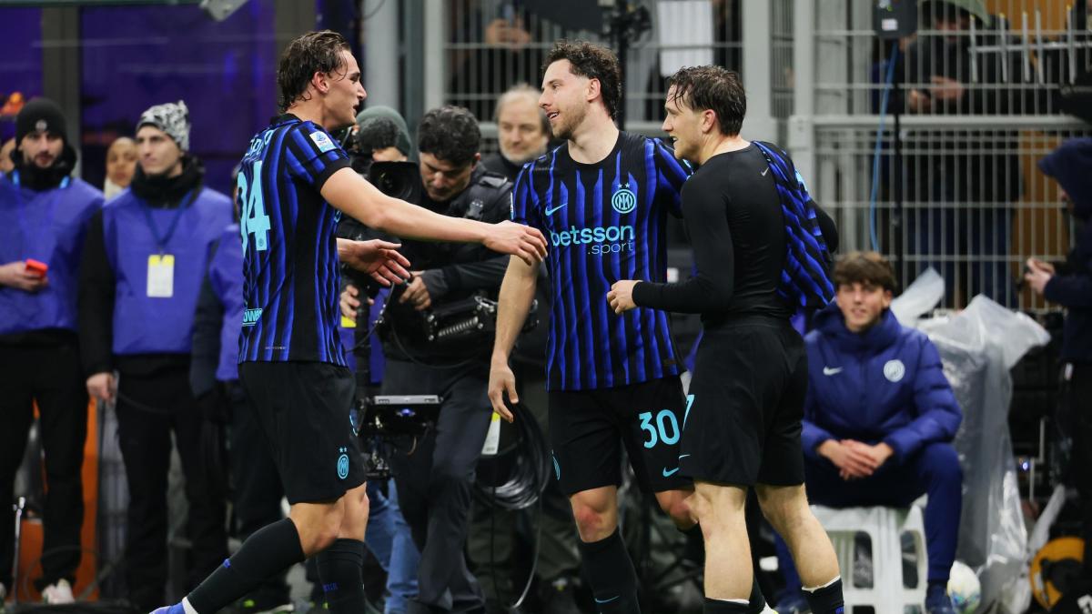 Inter câștigă derby-ul Italiei cu 3-2 în fața Juventusului după un final dramatic Într-un meci electrizant disputat pe stadionul San Siro, Inter Milano a reușit să învingă Juventus cu 3-2, într-un derby al Italiei plin de întorsături de situație și intensitate