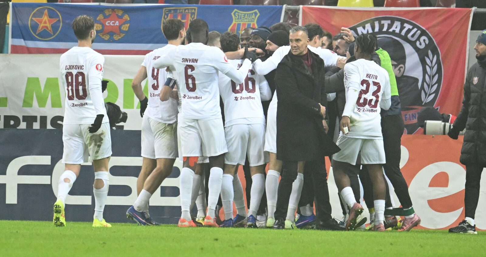 CFR Cluj a continuat parcursul impresionant din Superliga României, obținând o victorie strânsă, 1-0, în fața echipei UTA Arad
