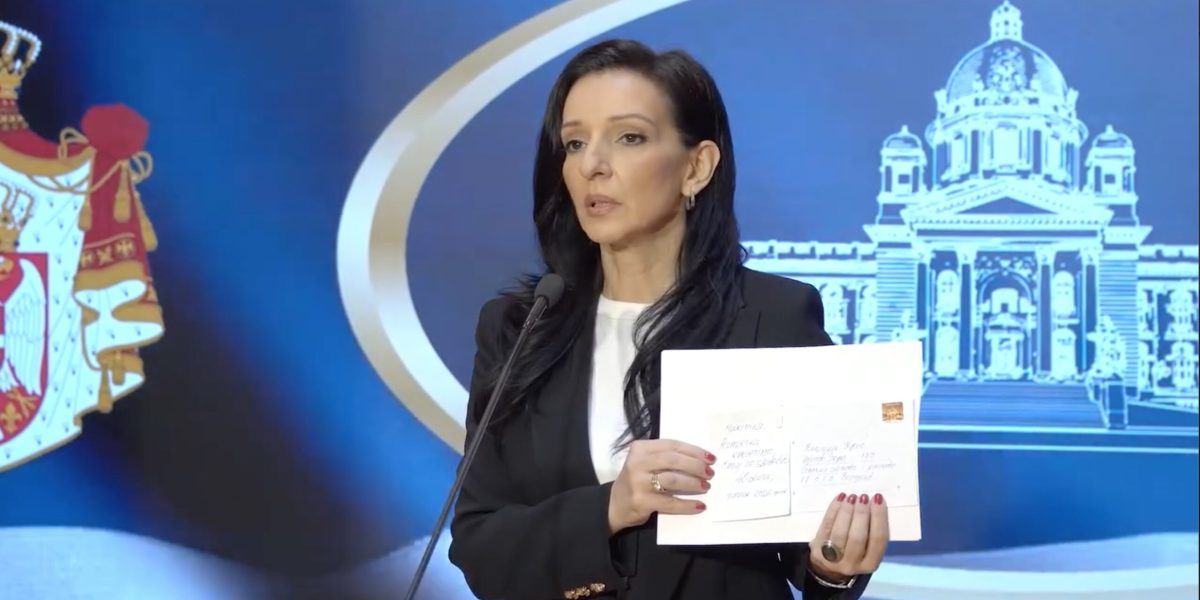 Deputata-sarba-de-opozitie-Marinika-Tepic-de-origine-romana-bilet-amenintare-scaled.jpg - StirileCorecte