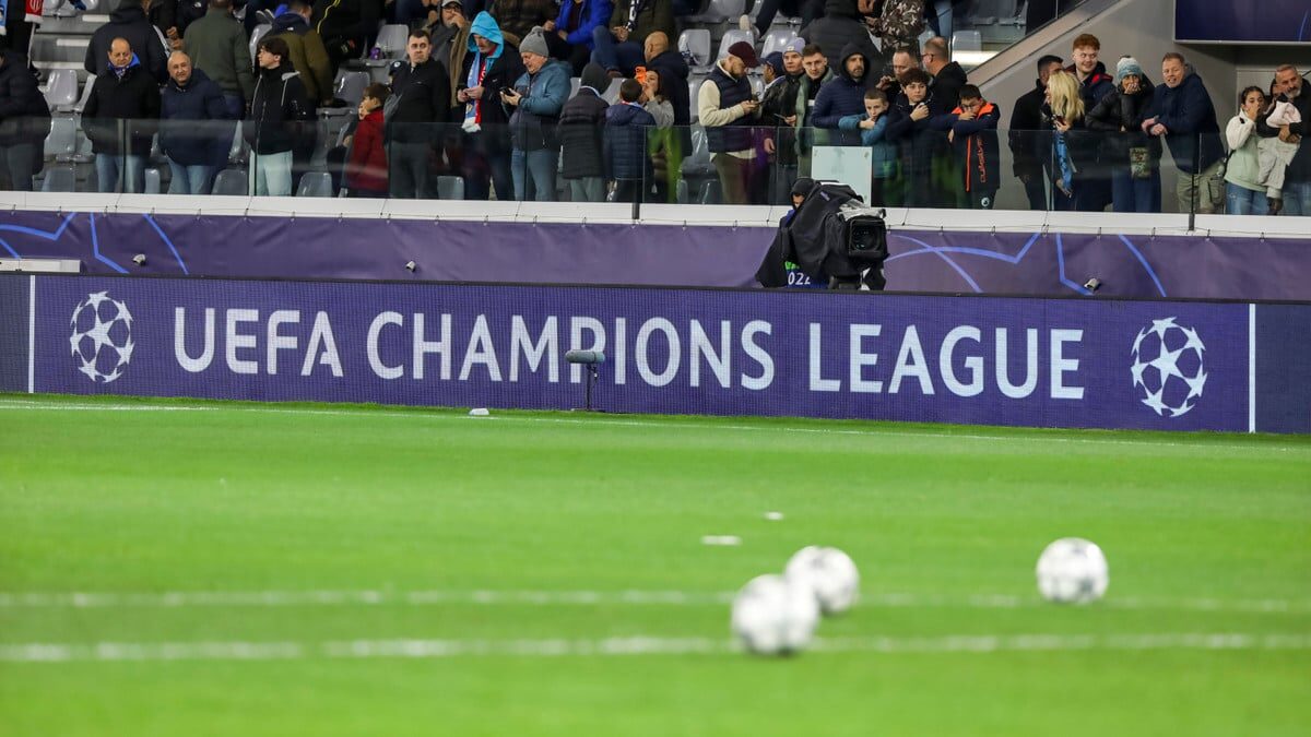 „Confesiunile unei femei din fotbal: dezvăluiri care pot ruina cariere!”