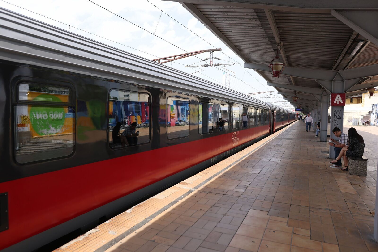 CFR Călători a anunțat recent modificări importante în circulația trenurilor care leagă Bucureștiul de Budapesta, în contextul unor lucrări de infrastructură programate între stațiile Lugoj și Recaș
