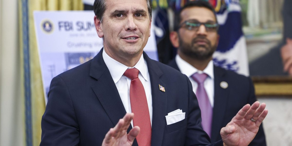 MCZ6Yz0xJmhhc2g9NDZjZjMyNjc0NDFjODdlZDM2ZGNiNTdjNDRlZGI0NTQ.thumb_.jpg - StirileCorecte