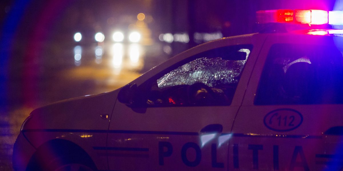 Masina-Politie-noaptea-Inquam-Photos_Cornel_Putan-1-scaled.jpg - StirileCorecte