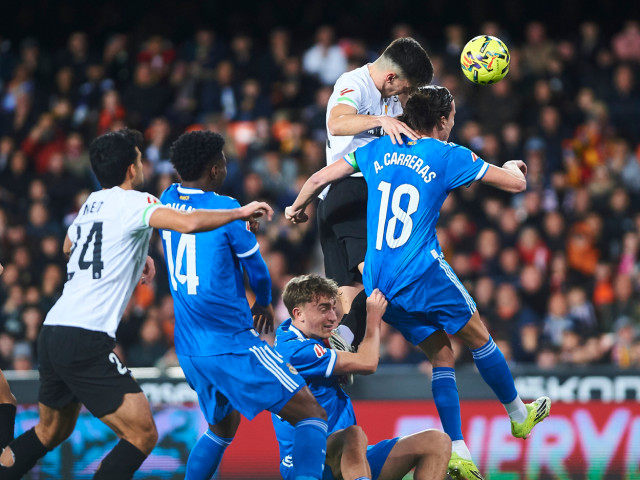 N2EzZGUzMjc5MTgwNmYzNDc0ODkyYTJiMjVjNzI4.thumb_.jpg - StirileCorecte