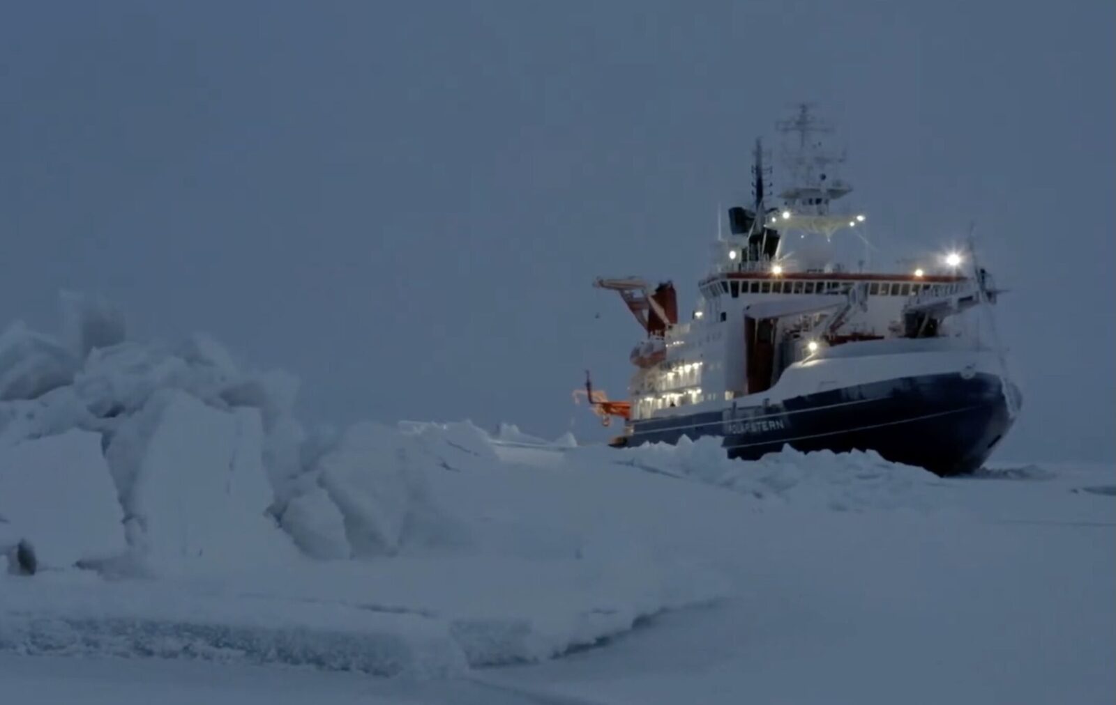 Nava germană de cercetare pornește spre Antarctica pentru a studia debitul din Marea Weddell.