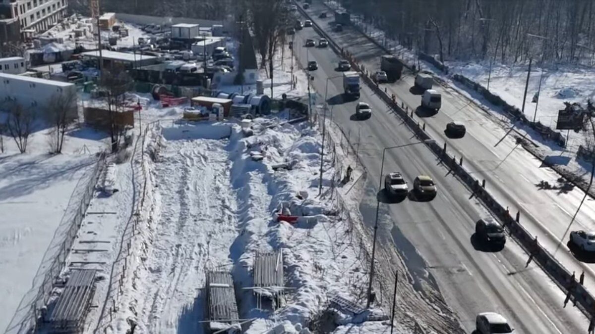 O petiție publică lansată de cetățeni și șoferi nemulțumiți de blocajele din zona Otopeni a readus în discuție situația critică de pe DN1, unul dintre cele mai aglomerate drumuri naționale din apropierea Bucureștiului
