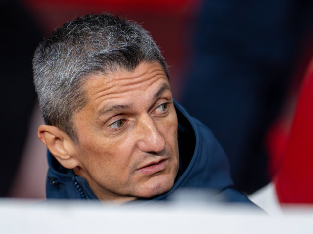 ZTIzYmU4OGVmZGFhOTUwMDU2MzM1MDAxNWI5M2NlZQ.thumb_.jpg - StirileCorecte