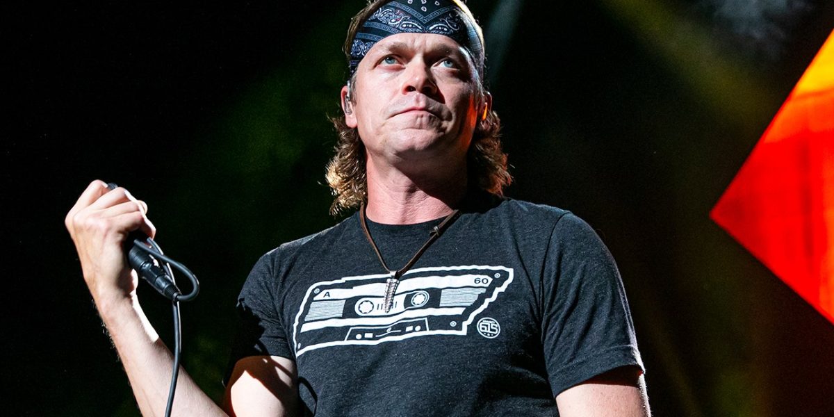 brad-arnold-on-stage.jpg - StirileCorecte