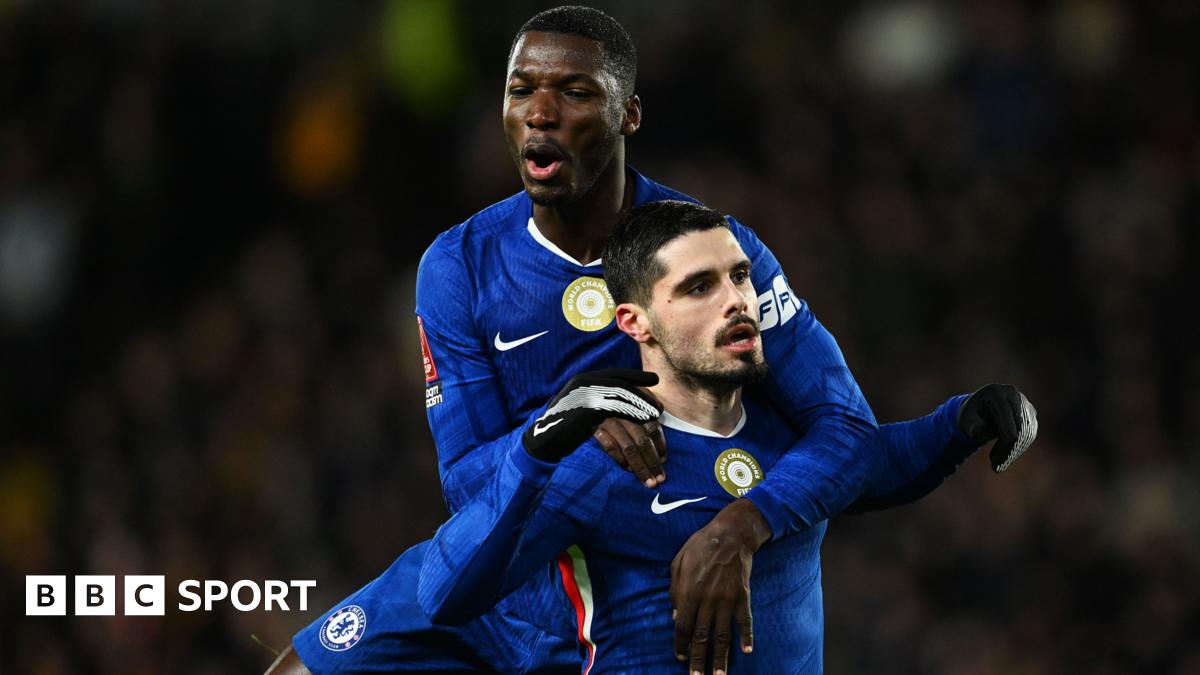 Neto strălucește cu un hat-trick în victoria Chelsea Într-o seară spectaculoasă pe stadionul Stamford Bridge, Chelsea a reușit să treacă fără emoții de Hull City, înregistrând un succes concludent de 3-0