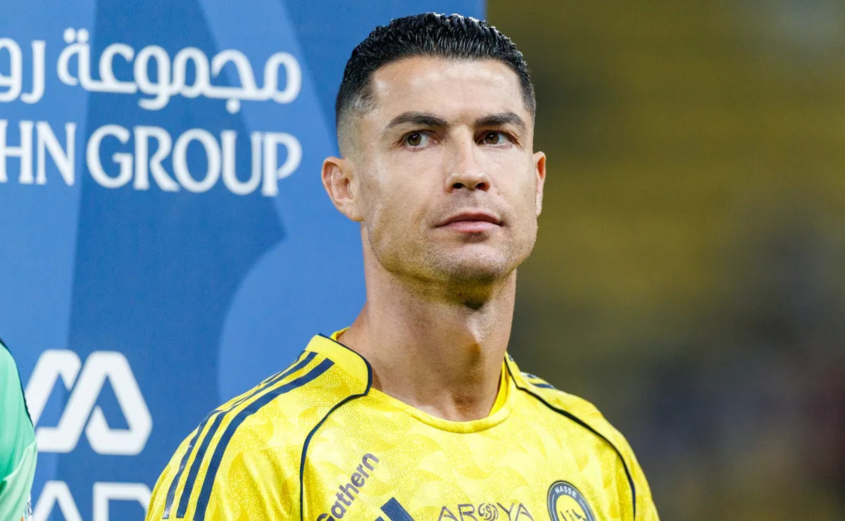 Absența lui Cristiano Ronaldo, în centrul atenției înainte de meciul Al-Nassr cu Arkadag Cristiano Ronaldo nu va face parte din lotul echipei Al-Nassr pentru confruntarea din faza knockout a AFC Champions League cu Arkadag, o decizie care stârnește speculații privind starea sa fizică și relația cu clubul