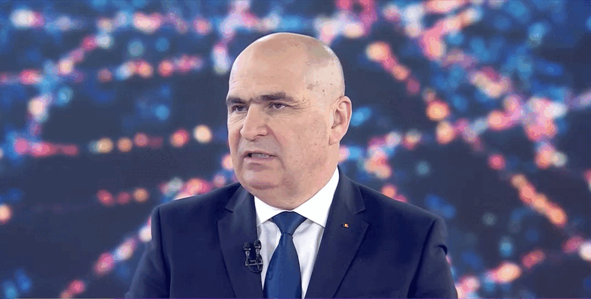 Ilie Bolojan răspunde acuzațiilor lui Hubert Thuma și clevetelilor din interiorul PNL Luni, premierul Ilie Bolojan a ieșit în fața criticilor și acuzațiilor lansate cu o zi înainte de președintele Consiliului Județean Ilfov, Hubert Thuma, reafirmând poziția fermă a liderilor liberali în fața unor tensiuni interne și declarații incendiare