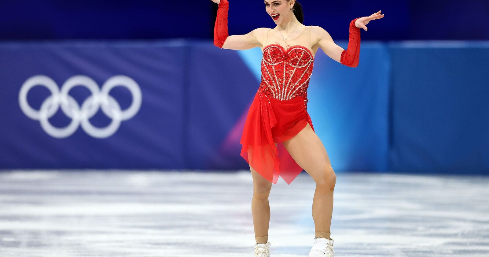Julia Sauter strălucește la debutul olimpic, cu un personal best în programul scurt Julia Sauter, sportiva care a reprezentat România la Jocurile Olimpice de la Milano Cortina 2026, a obținut un rezultat deosebit în programul scurt de patinaj artistic, înregistrând cel mai bun punctaj al carierei, 63,13 puncte