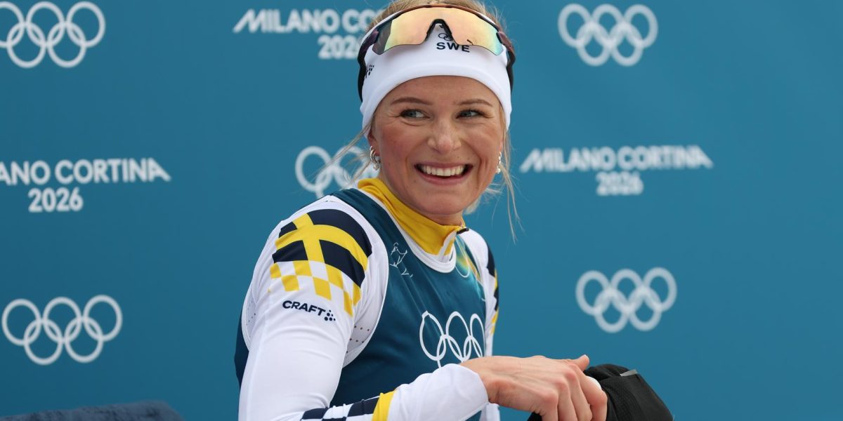 jp_03342-frida-karlsson-swe-bib-number-42-action-photo-women-s-10km-interval-start-free-at-cross-cou.jpeg - StirileCorecte