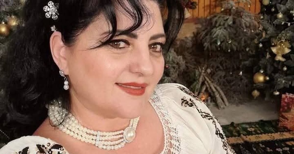 Muzica populară românească, în doliu: A murit Mihaela Cojocaru Lumea muzicii populare din România este în stare de șoc după dispariția prematură a Mihaelei Cojocaru, o artistă de seamă, cunoscută pentru dedicarea sa față de folclorul autentic