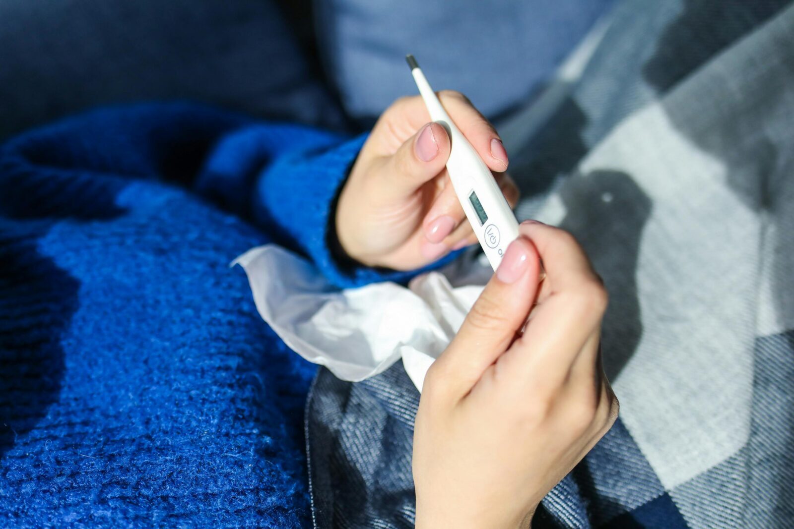 Creșterea alarmantă a cazurilor de infecții respiratorii și gripă în ultimele săptămâni a pus autoritățile sanitare din întreaga țară în alertă