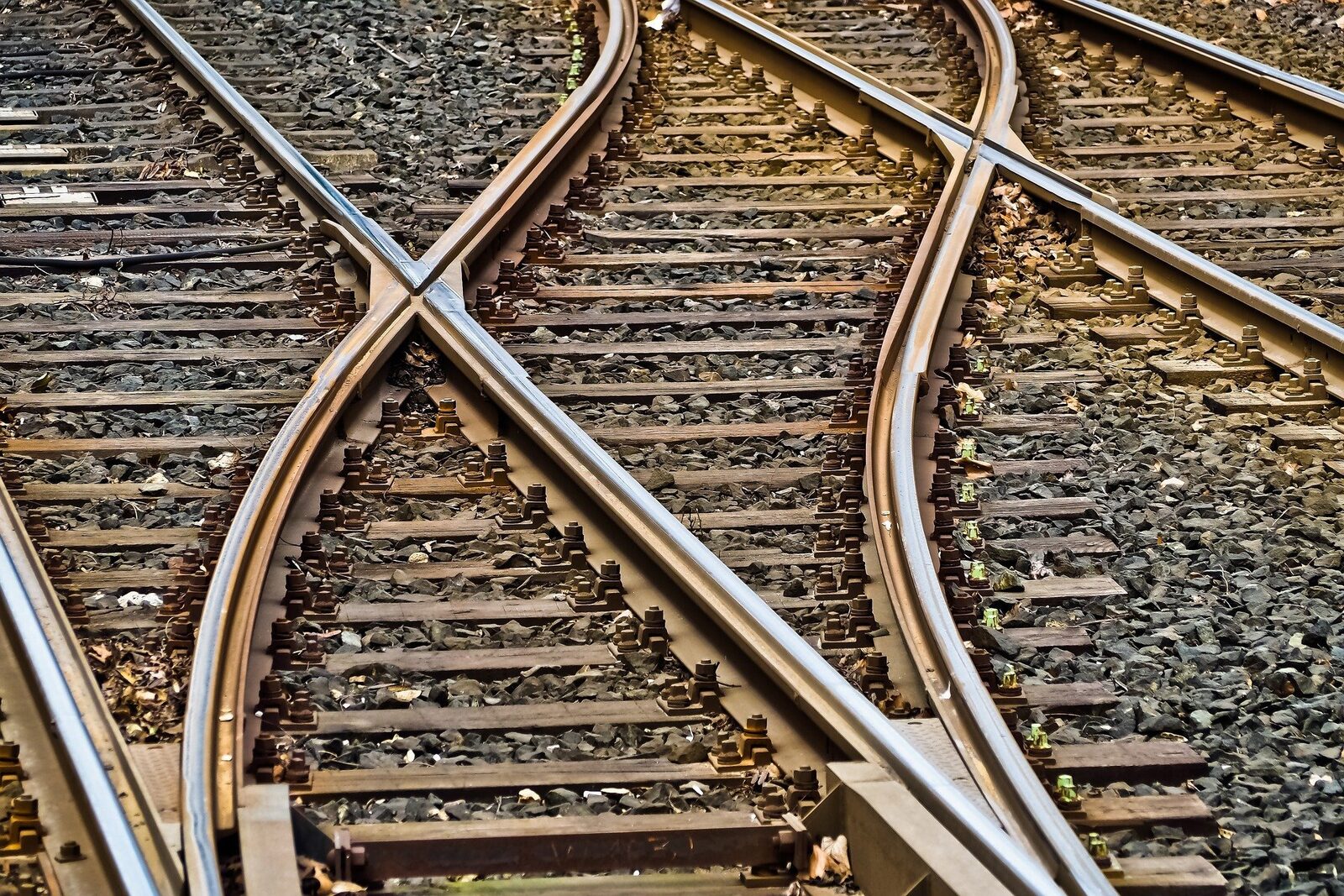 Modificări semnificative în circulația trenurilor CFR Călători, din cauza unor lucrări de infrastructură CFR Călători a anunțat vineri o serie de modificări majore în circulația trenurilor, ce vor afecta călătorii din perioada 1 martie – 26 aprilie 2026