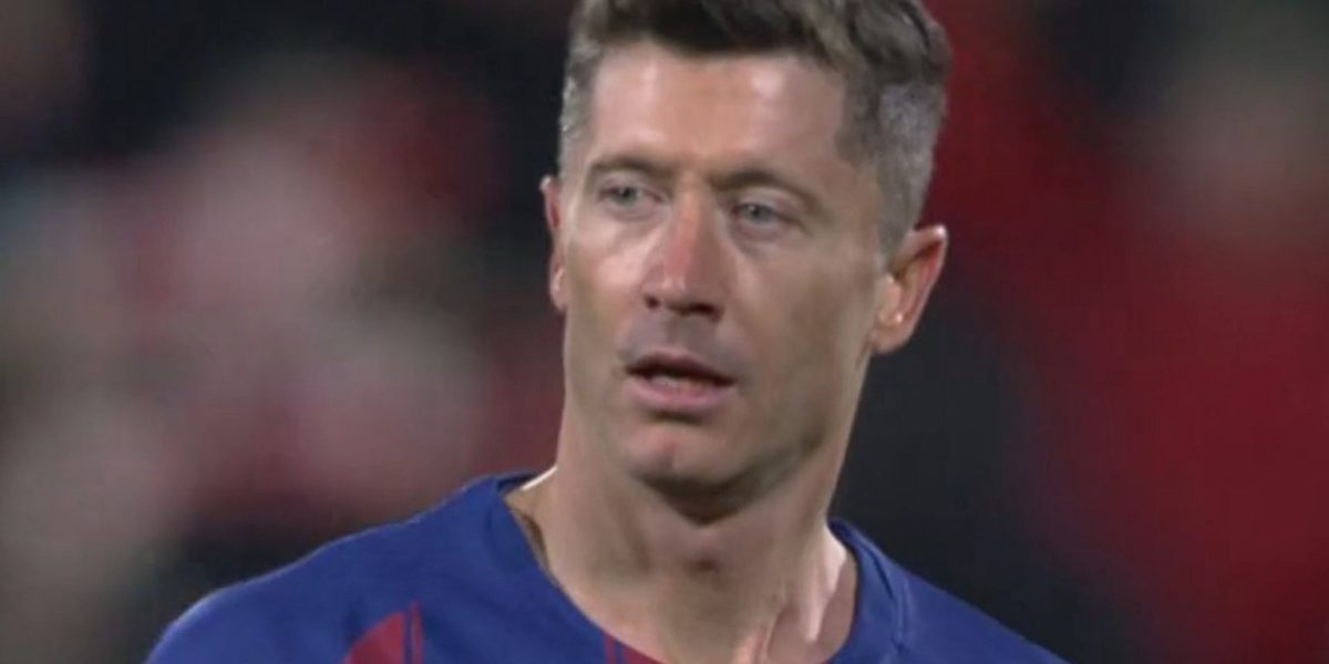 z32604443IERRobert-Lewandowski.jpg - StirileCorecte