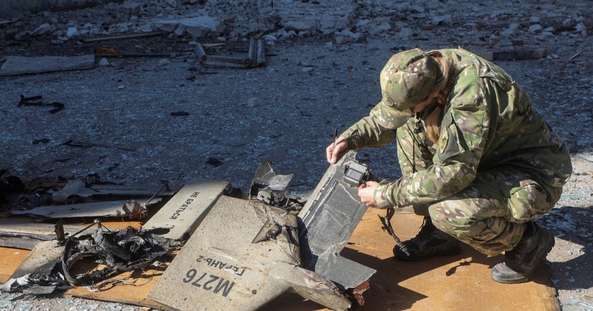 Atacuri intense pe ambele fronturi în războiul din Ucraina: victime și distrugeri Războiul dintre Rusia și Ucraina continuă să se intensifice, cu atacuri aeriene și cu drone care au loc de o parte și de alta a frontului