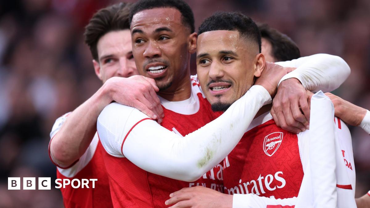 Arsenal și Chelsea, un meci strâns: Cartonaș Galben, Moment Cheie Londra, Marea Britanie – Duelul londonez dintre Arsenal și Chelsea s-a încheiat cu un scor egal, 1-1, într-un meci plin de intensitate