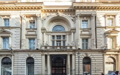 Palatul Dacia va fi reabilitat, dar lucrările sunt amânate din nou Primăria Capitalei a obținut o finanțare de aproximativ 14,3 milioane de euro pentru reabilitarea Palatului Dacia, un monument istoric important din centrul Bucureștiului