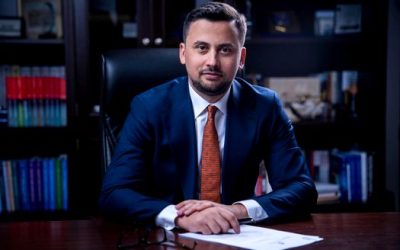 Ghigiu (PSD): De la sughițuri de la înjurături la responsabilitate politică Mihai Ghigiu, deputat PSD și președinte al Comisiei de Învățământ din Camera Deputaților, a acordat un interviu într-un format tip „ping-pong”, în care a răspuns la o serie de întrebări despre politică, educație, energia verde și rolul tinerilor în societate